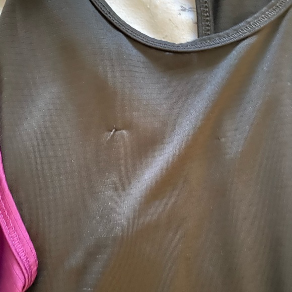 Two Danskin workout tanks size XXL - Picture 4 of 4